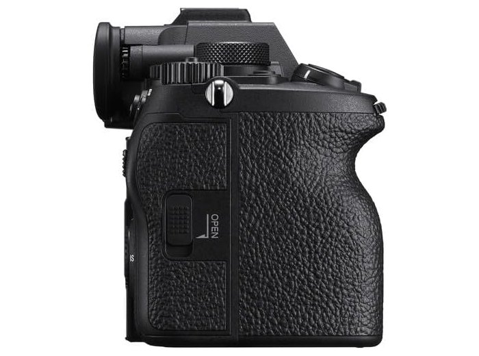 Sony Alpha 7R V Mirrorless Camera with FE 24-70mm Lens & Battery Bundle