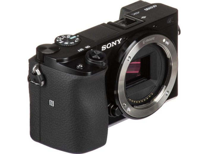 ony Alpha A6100 Mirrorless Camera with 16-50mm Lens (ILCE6100L/B) Bundle